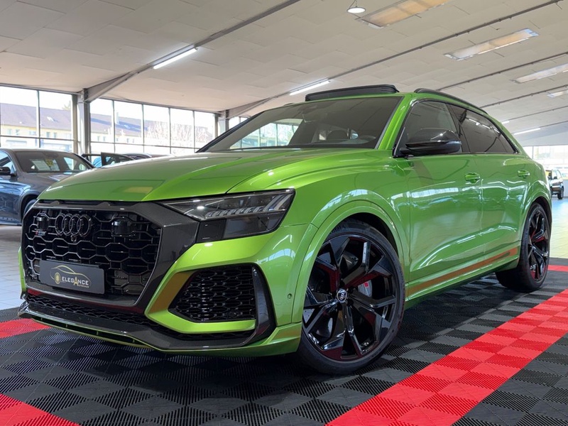Audi RSQ8