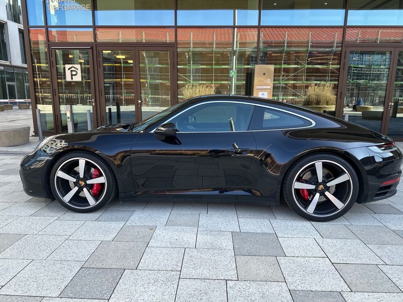 Porsche 992