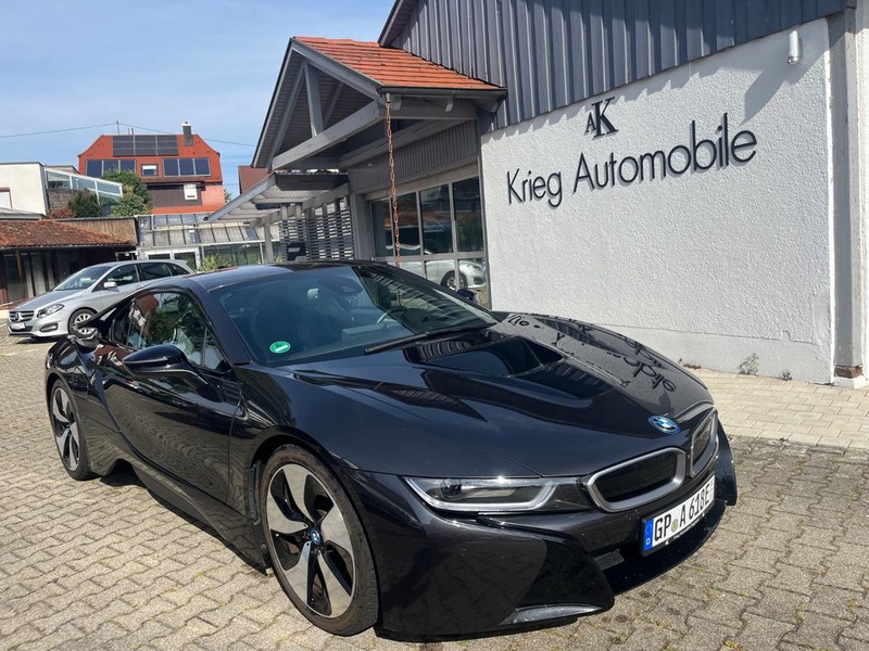 BMW i8