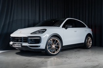 Porsche Cayenne 2022
