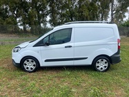 Ford Transit Courier 2020