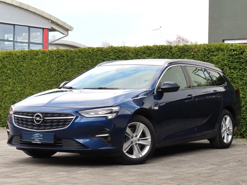 Opel Insignia 2022