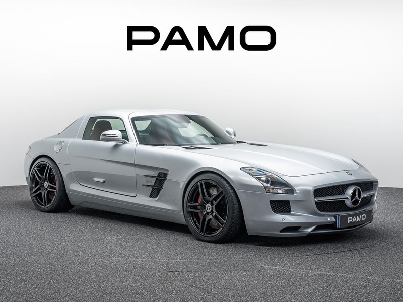 Mercedes-Benz SLS AMG