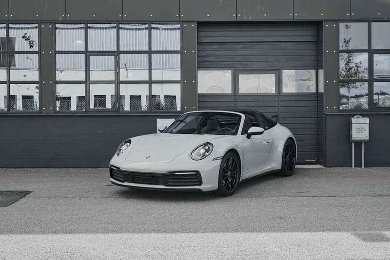 Porsche 992