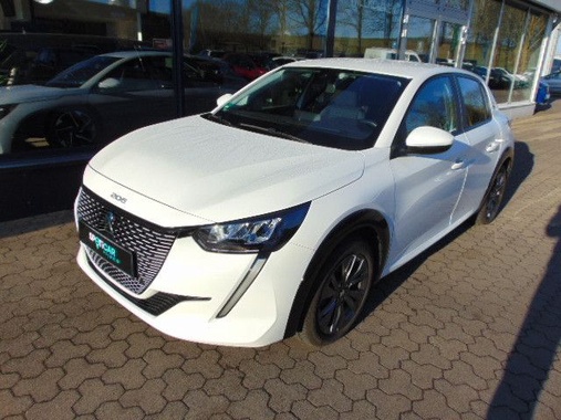 Peugeot 208 2021