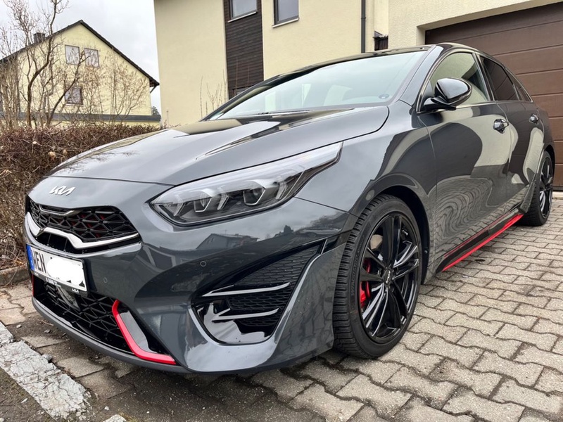 Kia pro cee'd / ProCeed