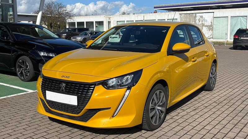 Peugeot 208