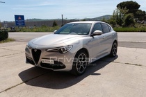 Alfa Romeo Stelvio 2021