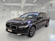 Volvo V90 2021