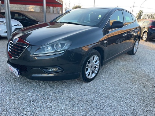 Lancia Delta 2011