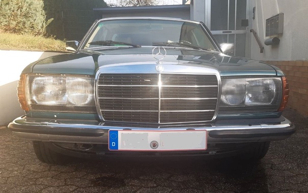 Mercedes-Benz CE-Class 1983