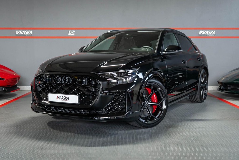 Audi RSQ8