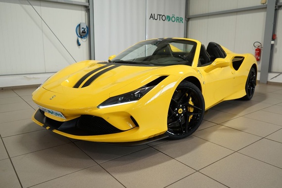 Ferrari F8 2022