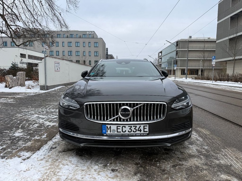 Volvo V90