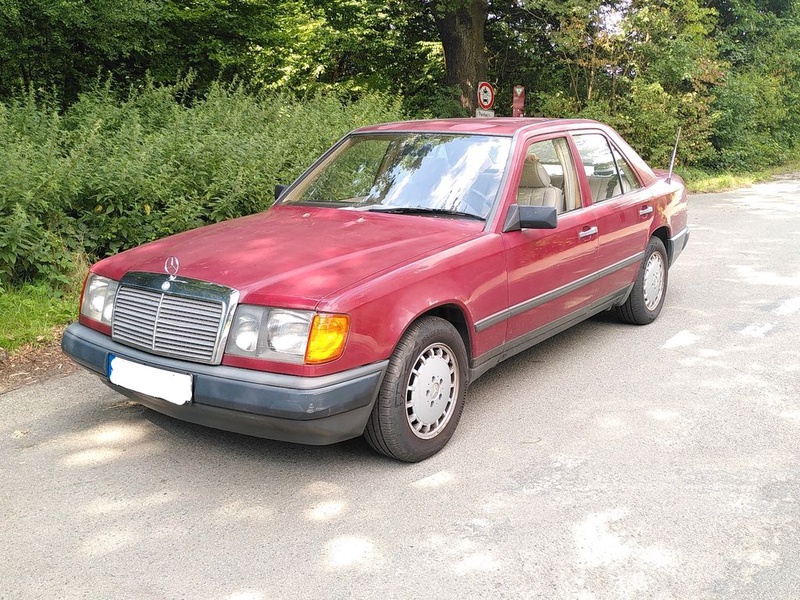 Mercedes-Benz 260