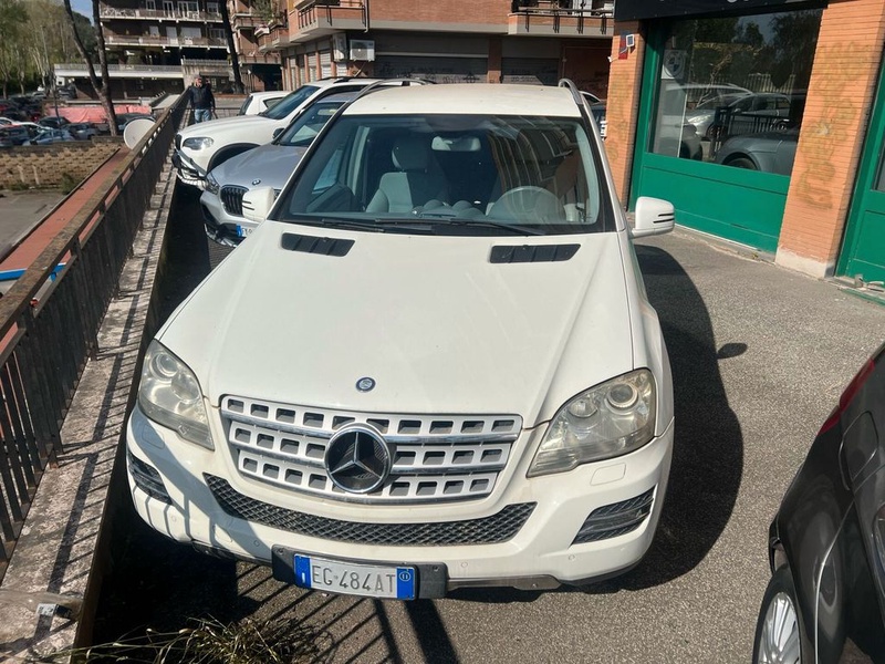 Mercedes-Benz ML-Class