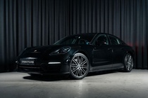 Porsche Panamera 2021