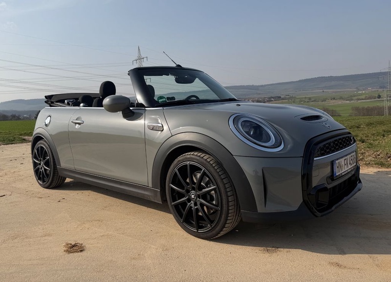 MINI Cabrio