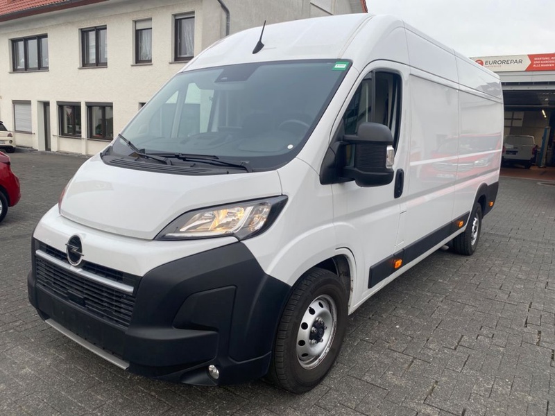 Opel Movano