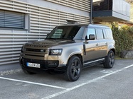 Land Rover Defender 2023