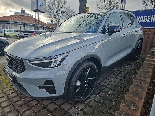 Volvo XC40 2026