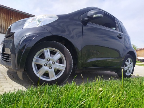 Toyota IQ 2010