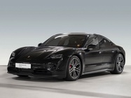 Porsche Taycan 2022