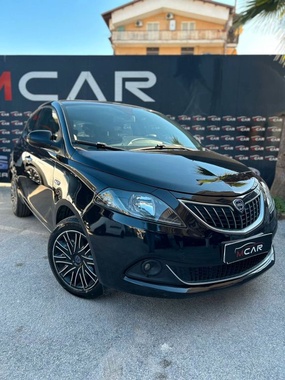 Lancia Ypsilon 2022