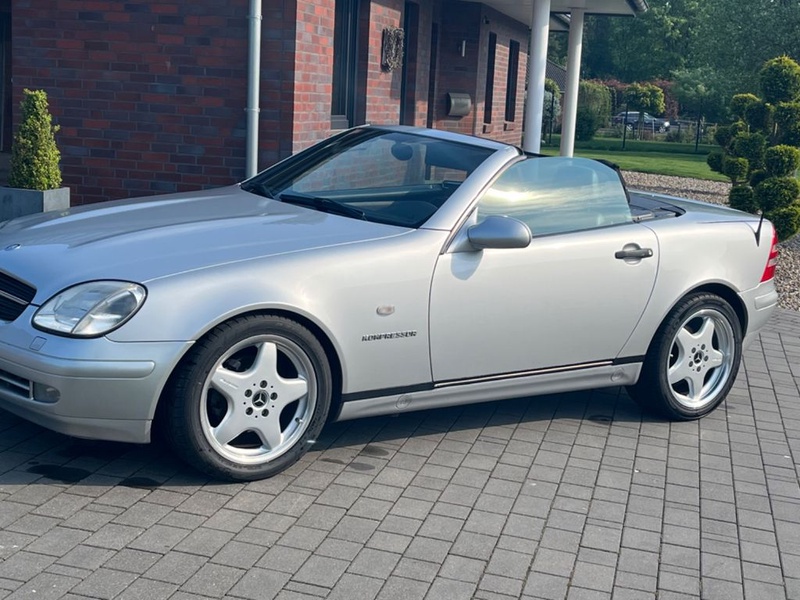 Mercedes-Benz SLK-Class