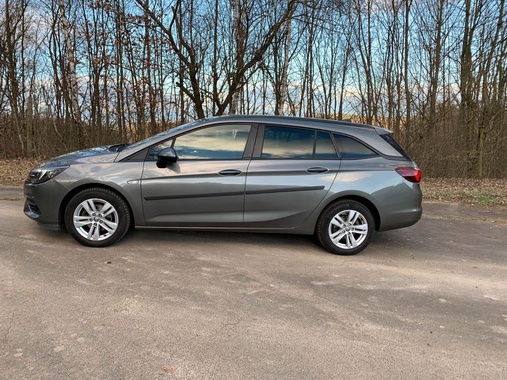 Opel Astra 2021