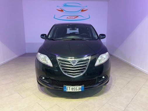 Lancia Ypsilon 2013