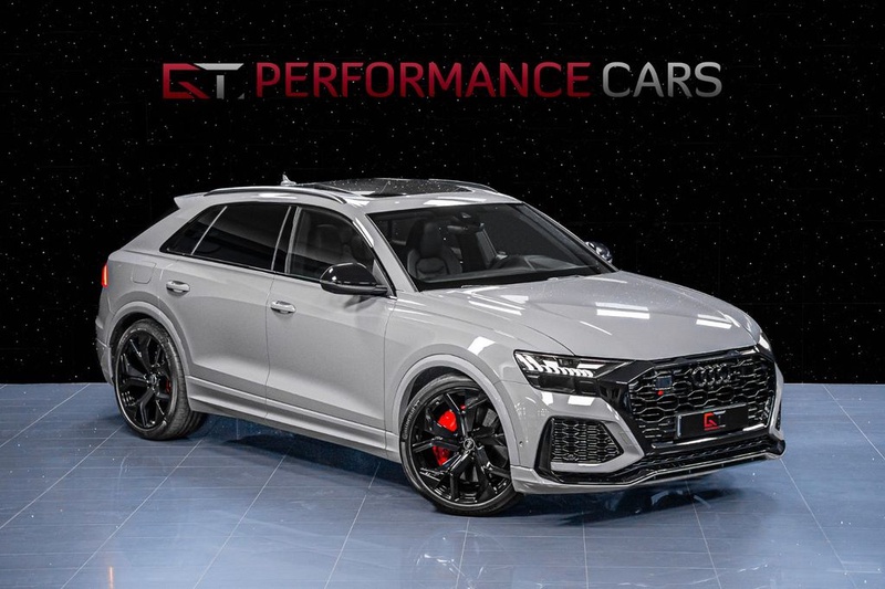 Audi RSQ8