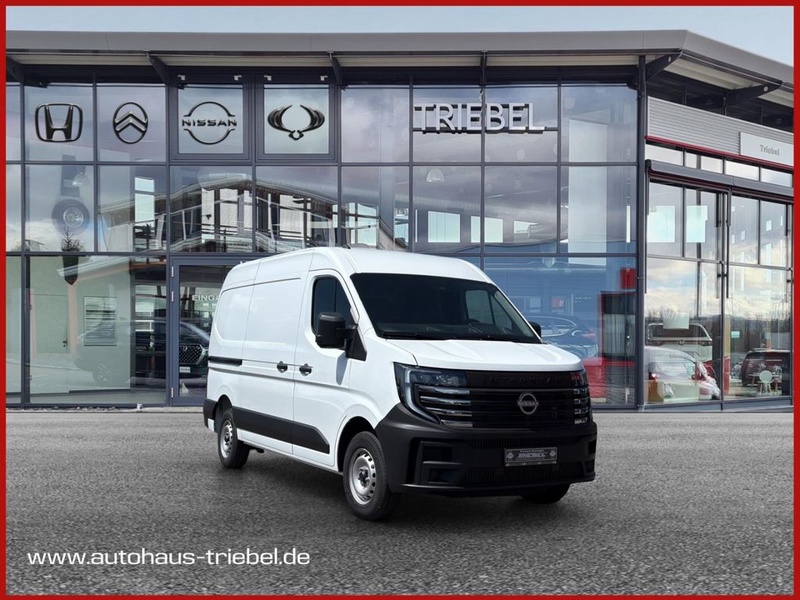 Nissan Interstar
