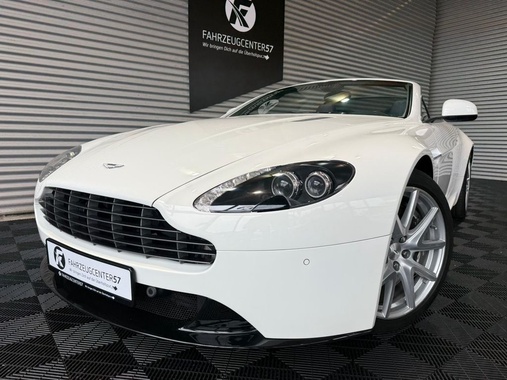 Aston Martin Vantage 2013