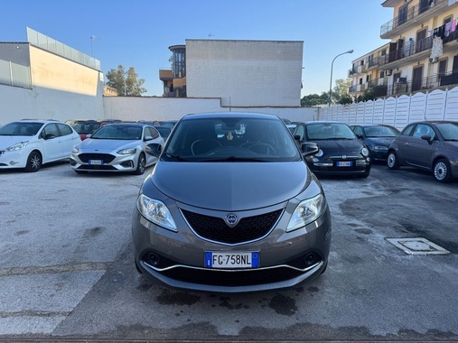 Lancia Ypsilon 2016