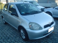 Toyota Yaris 2000