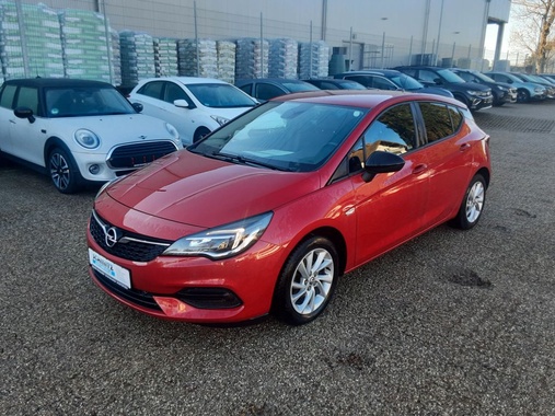 Opel Astra 2021