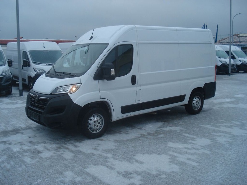 Opel Movano