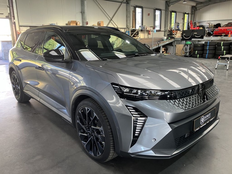 Renault Scenic E-TECH