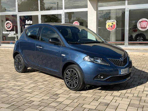Lancia Ypsilon 2023