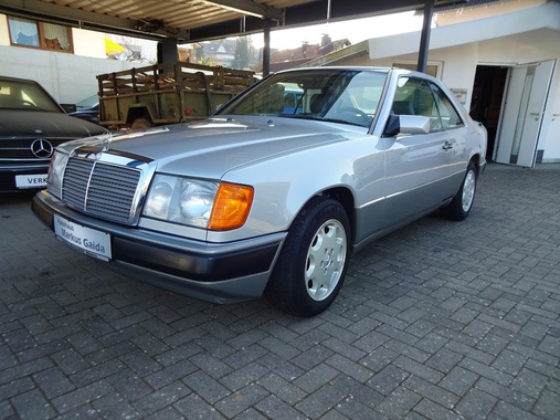 Mercedes-Benz CE-Class 1990