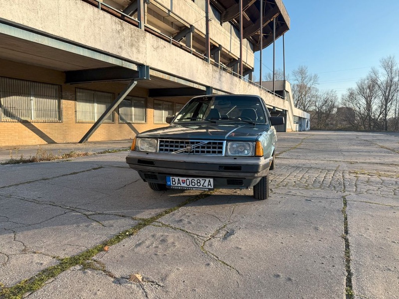 Volvo 360