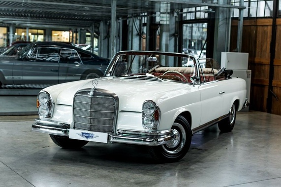 Mercedes-Benz 220 1963