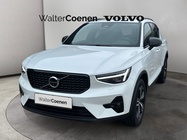 Volvo XC40 2025