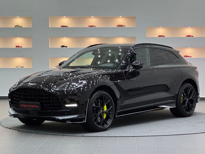 Aston Martin DBX