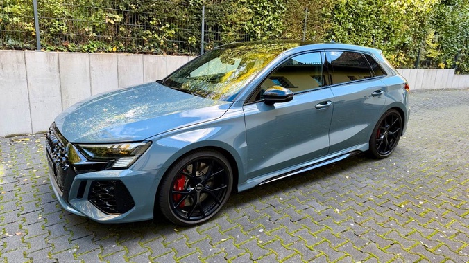Audi RS3 2024