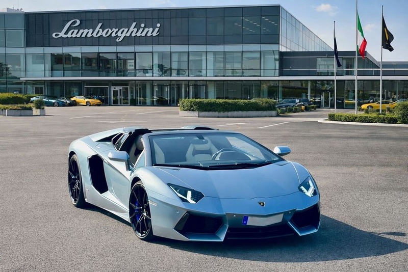 Lamborghini Aventador
