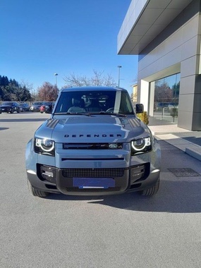 Land Rover Defender 2023