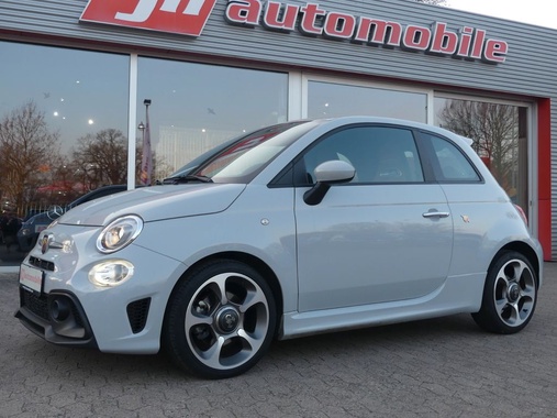 Abarth 595 2022