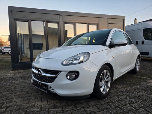 Opel Adam 2015